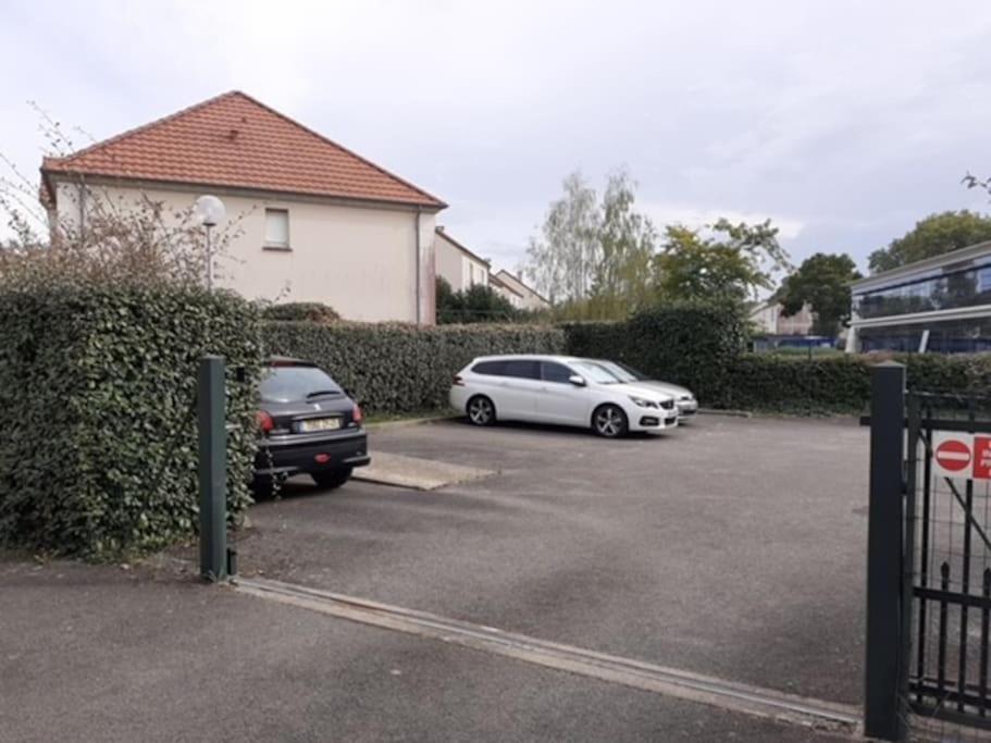 Maison Comet Avec Jardin Et Parking أورلييو المظهر الخارجي الصورة